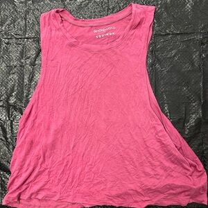 Beyond Yoga Fuchsia Muscle Tee